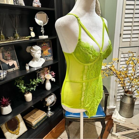 Just Sexy Lingerie Neon Green NWT Lace Lingerie Size M - Picture 7 of 12